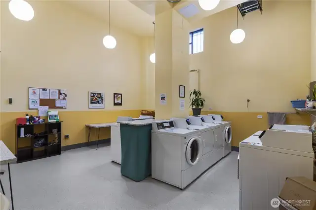 Very nice laundry room.