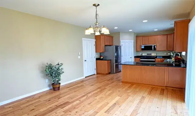 Patio door off dining area to backyard