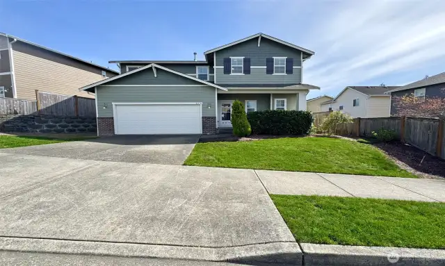Absolute gorgeous ... House facing North!