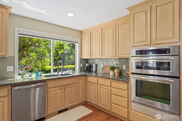 Window-wrapped, Party-Perfect Kitchen