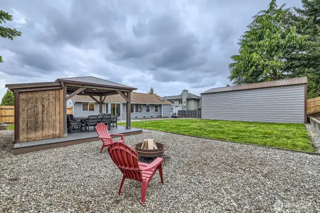 PEACEFUL FIRE-PIT FOR PLEASANT NIGHTS AND GOOD MEMORIES.
