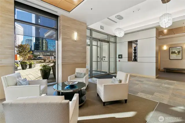 The lobby to welcome your guests
