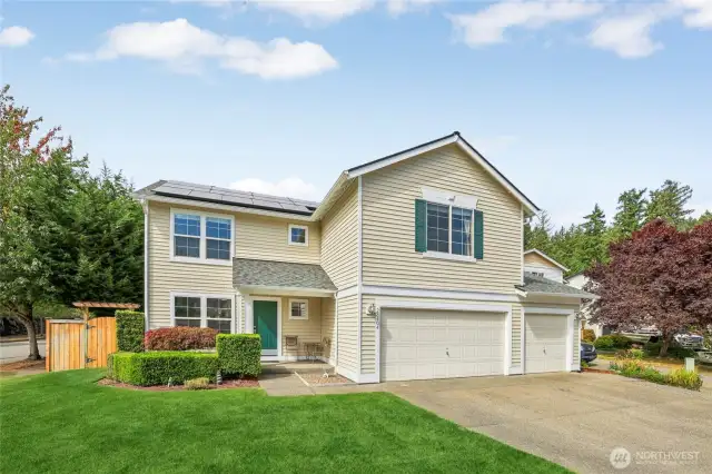 4 Bedroom, 3 Car Garage home on a corner lot in a quiet cul-de-sac.
