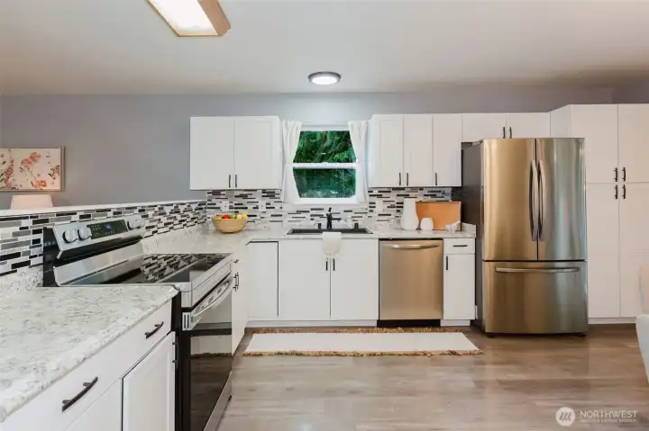 All Stainless Steel Appliances Included, Microwave too