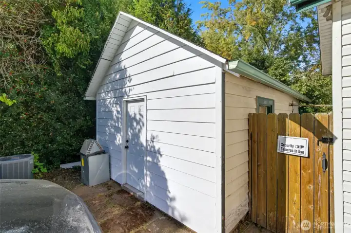 Detached garage had a door modification at some point so no parking unless you change it back.  Also another entry door on the side