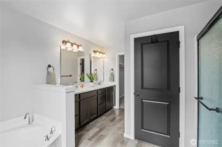 HUGE primary ensuite with water view.