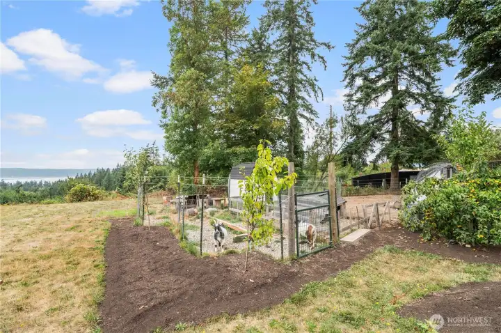 Already set-up for your hobby farm.