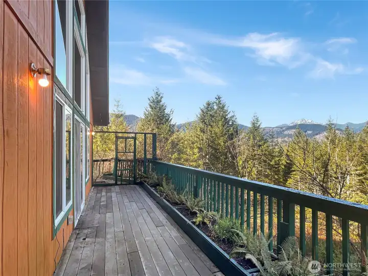 Front of deck and view.