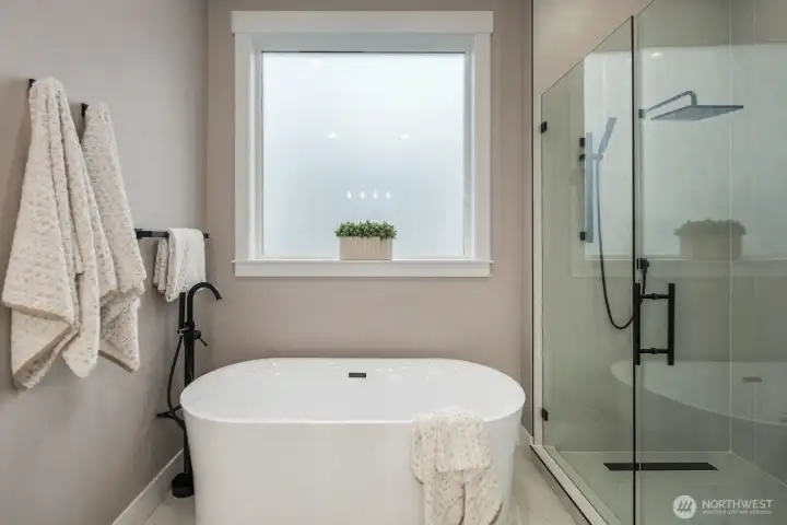 Spa inspired freestanding soaking tub