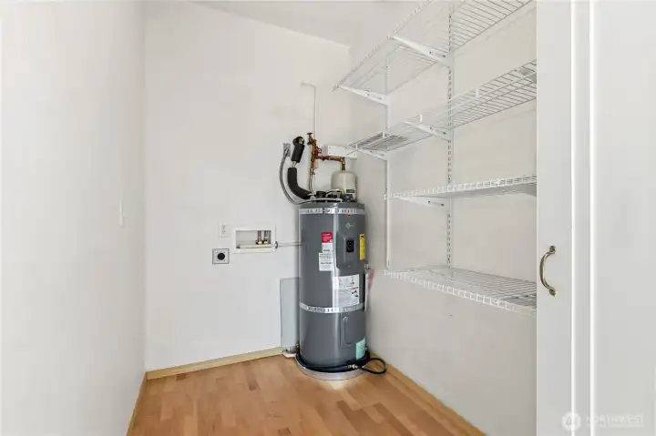 Bedroom walk in closet