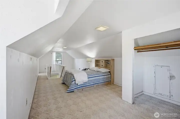 Upstairs Loft Room