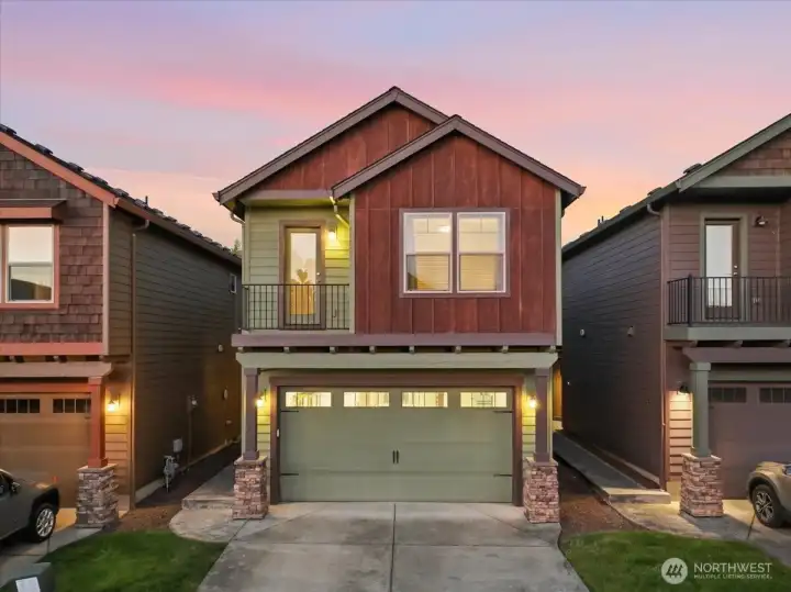 Exterior, 2-car garage