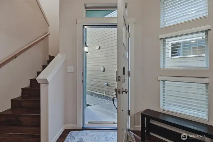 Entry/foyer