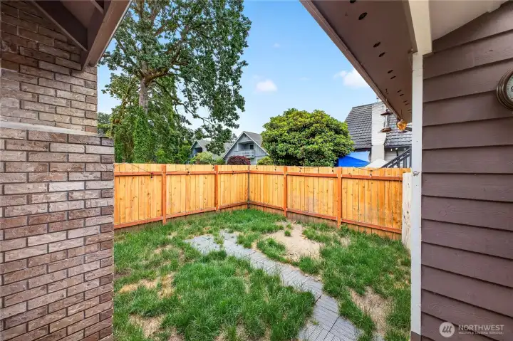 Fenced yard area. Fenced yard area.