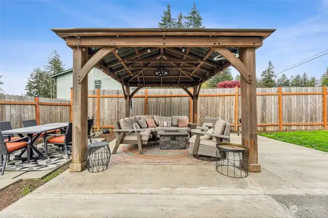 Gazebo stays! Perfect for outdoor entertainment...