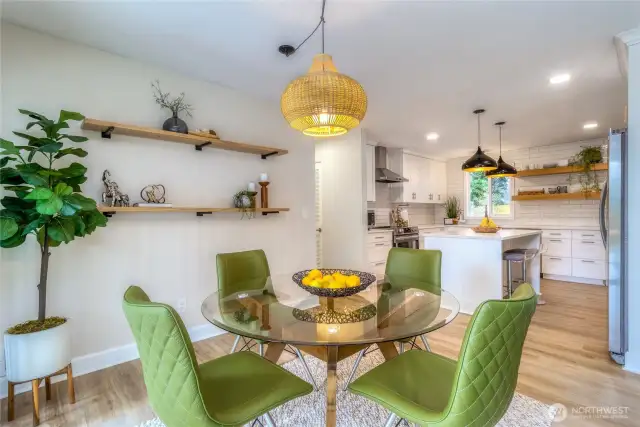Dining Room & Kitchen