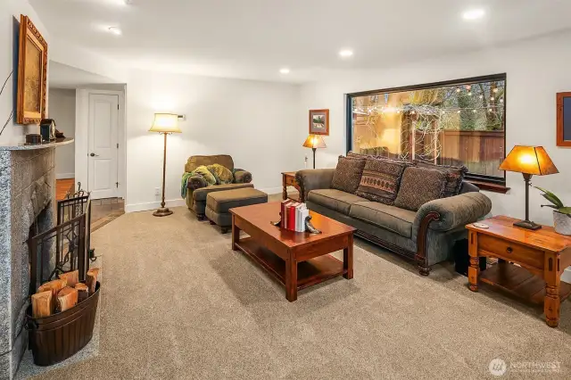 The formal living room is positively huge! So much so, that the current owner divided the space and uses the other half to accommodate a spacious dining table, suitable for large gatherings.