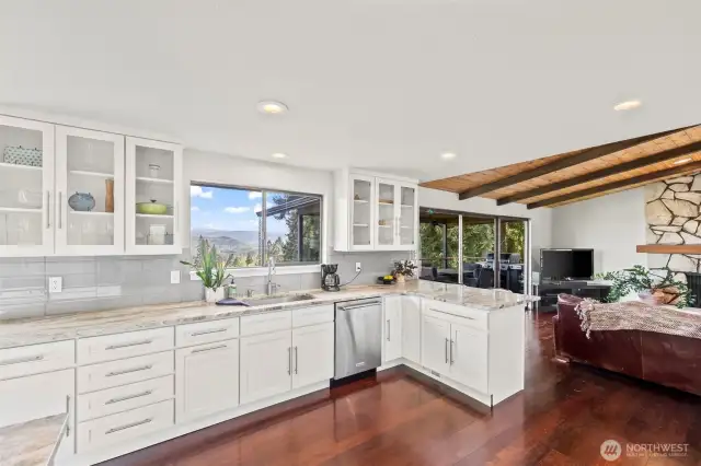 Gorgeous kitchen!