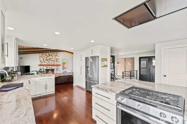 Tons of cabinet space!