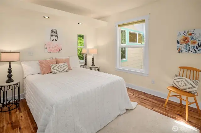 Guest bedroom