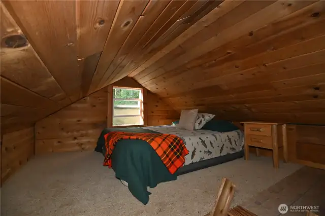 Loft bdrm with window, perfect for stargazing.