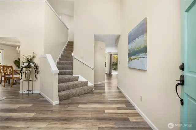 Entry with Impressive Vaulted Ceilings