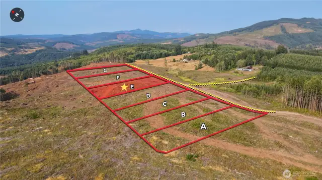 Overhead view with approximate boundaries in red and subject property highlighted.
