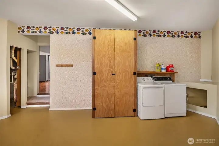 Large Laundry Room