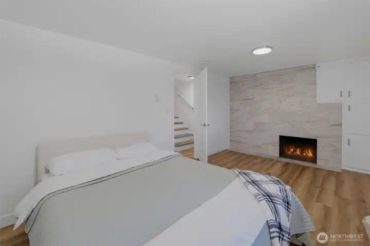 Downstairs bedroom with separate entrance.