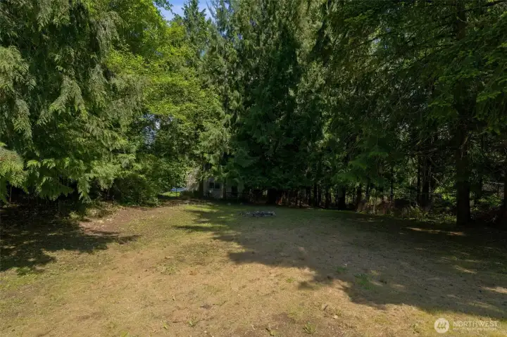 Huge 10,000sq ft lot