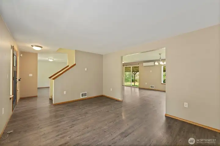 Look at the flow on this main floor! Look at the flow on this main floor!