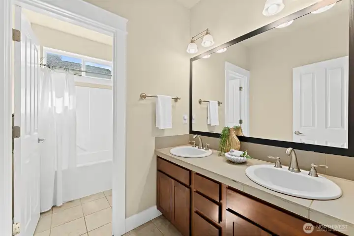 2nd Floor Guest Bath 2nd Floor Guest Bath