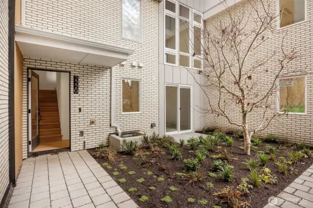 Fabulous private courtyard entry