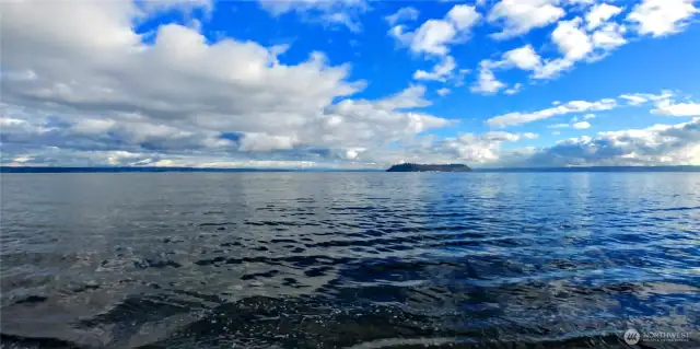 Hat island again - more sun