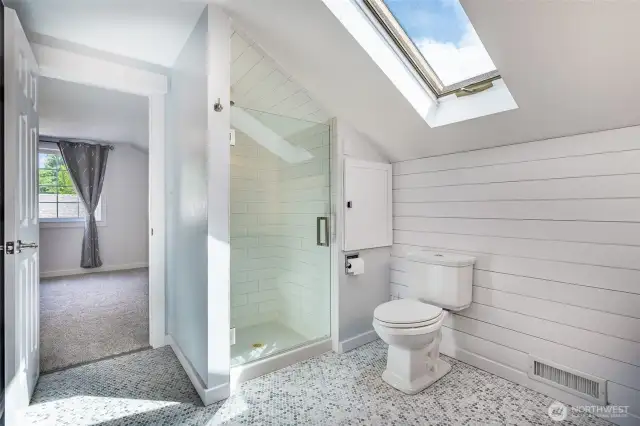 Completely updated upper floor w/ tile, skylights, and more