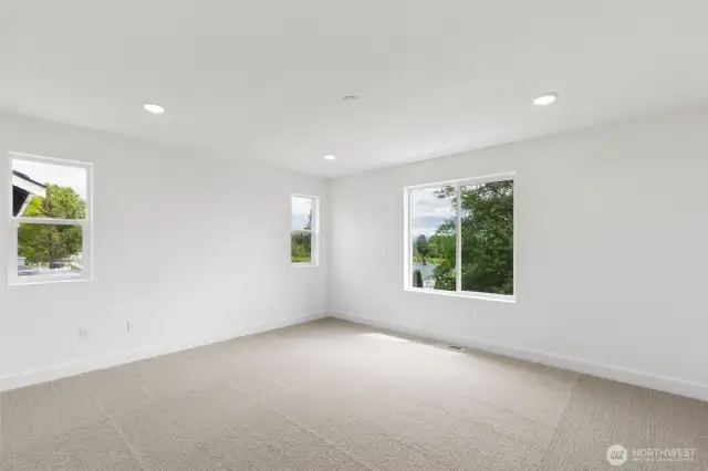 Photo from same floor plan - same community - finishes may vary