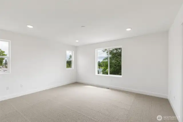 Photo from same floor plan - same community - finishes may vary