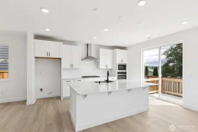 Photo from same floor plan - same community - finishes may vary