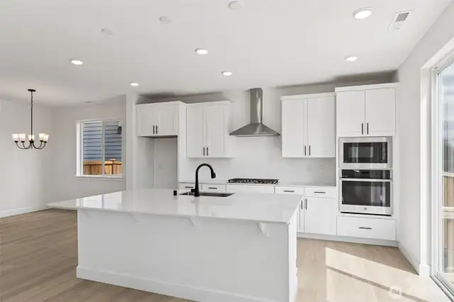 Photo from same floor plan - same community - finishes may vary