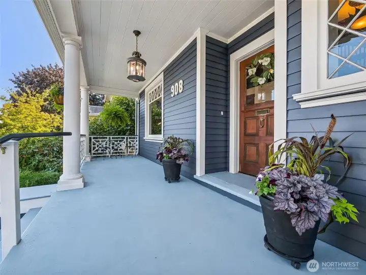 Wonderful Front Porch