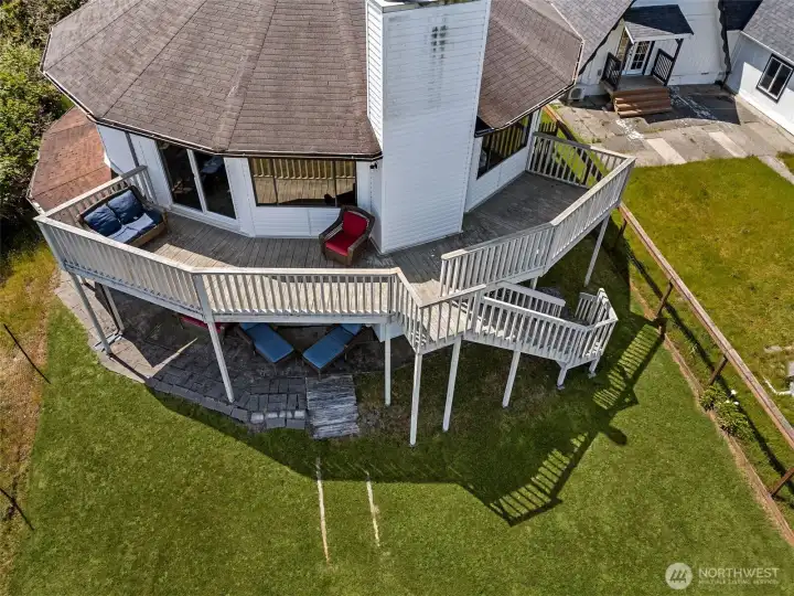 The upper deck is the perfect place to watch the sun rise and set.