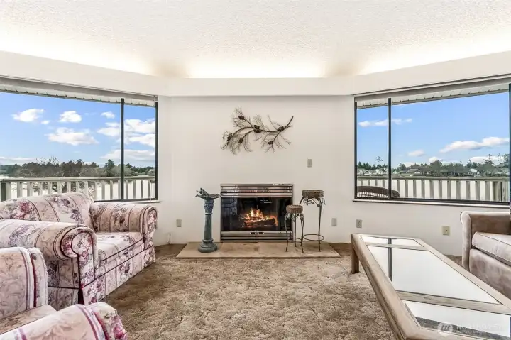 Living room gives way to sweeping lake views