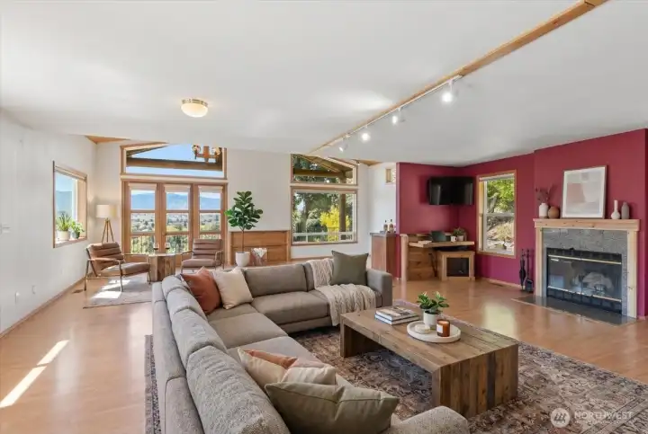 Virtually Staged Great Room