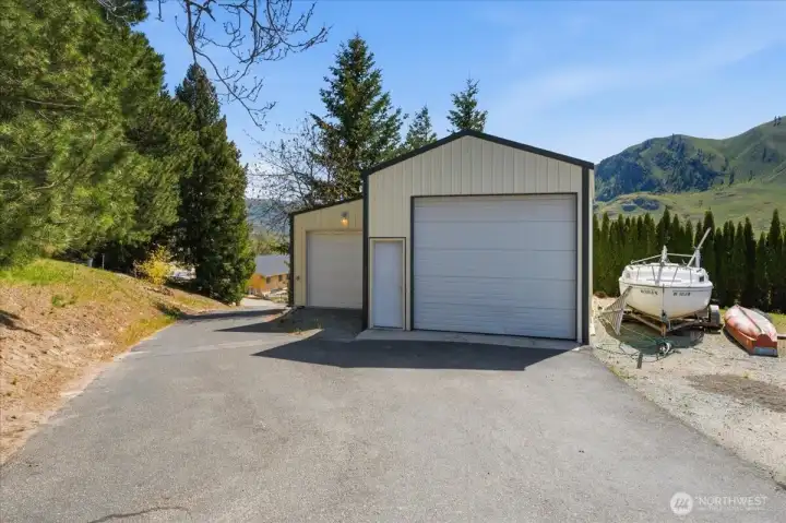 Pole Barn Shop + 1 car insulated garage