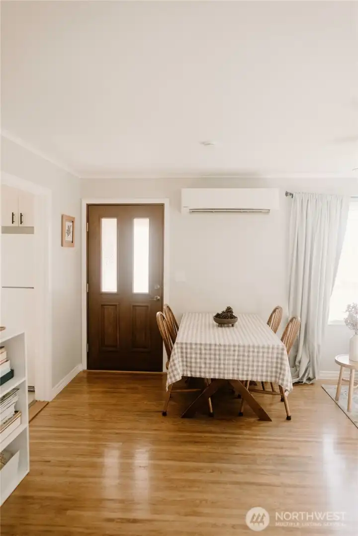 Dining Area w Front Door