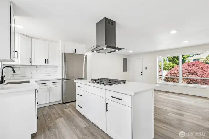 New kitchen with quartz counters New kitchen with quartz counters