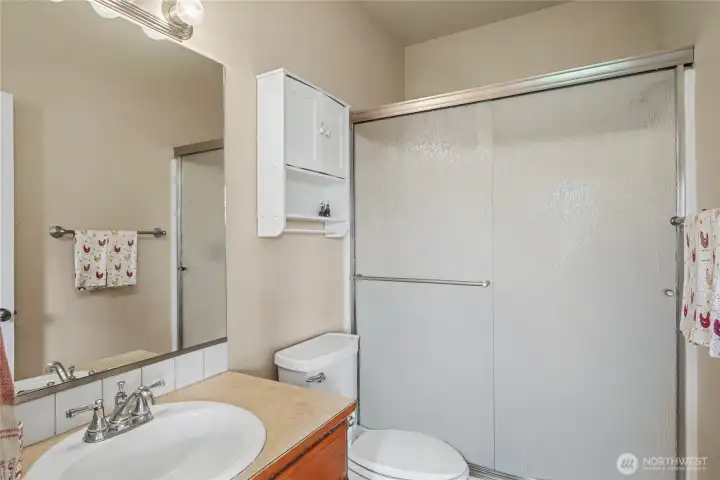First floor 3/4 bath view, super convenient.