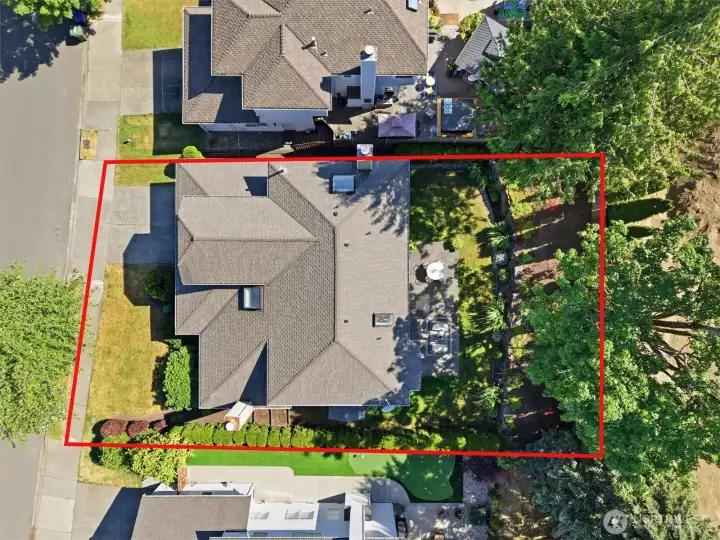 Bird's-eye property view