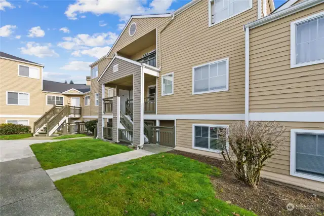 Enjoy ground floor living in the 2-bedroom condominium with 2 parking spaces.