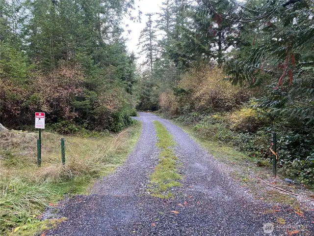 Private road - view from cul-de-sack